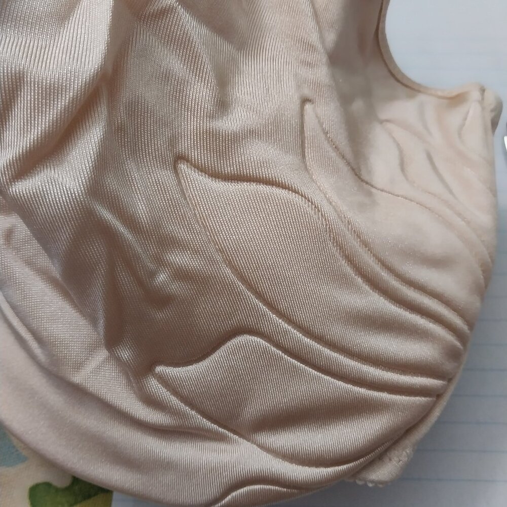 3391-Bali Live it Up Bra, New With Tags. 38DDD Beige - Picture 4 of 4